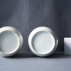 A pair of Chinese famille rose eggshell vases with floral design, Republic — 照片 10