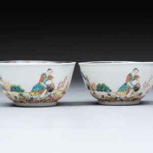 A pair of Chinese famille rose 'European subject' cups and saucers, Qianlong — photo 5