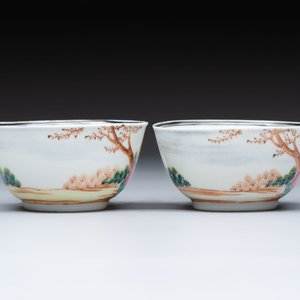 A pair of Chinese famille rose 'European subject' cups and saucers, Qianlong — photo 7