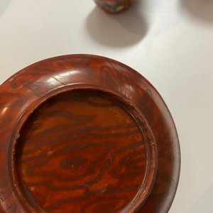 A pair of Chinese famille rose 'faux-bois' cups and saucers, Yongzheng/Qianlong — 照片 12