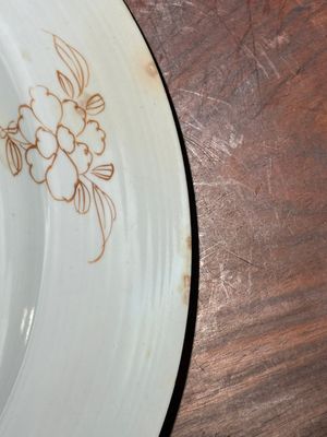 A pair of Chinese famille rose 'Hehe Erxian' dishes, Yongzheng/Qianlong — 照片 10