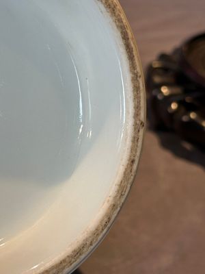 A pair of Chinese famille rose 'hu' vases with fine landscapes, Qianlong mark, Republic — 照片 38