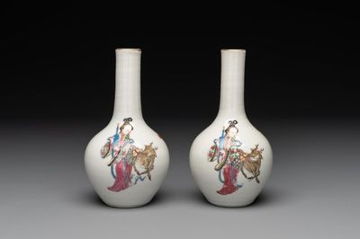A pair of Chinese famille rose 'Lan Caihe' bottle vases, 19th C.