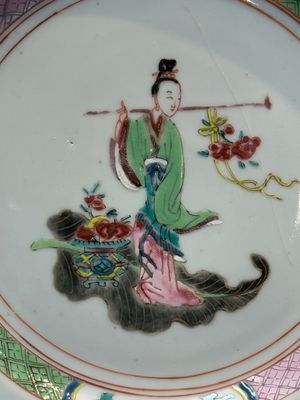 A pair of Chinese famille rose 'Lan Caihe' plates, Yongzheng — photo 2