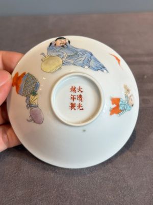 A pair of Chinese famille rose 'Li Taibai' bowls, Guangxu mark, Republic — 照片 14
