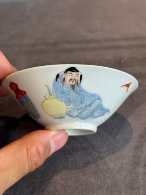 A pair of Chinese famille rose 'Li Taibai' bowls, Guangxu mark, Republic — 照片 2