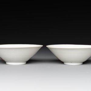A pair of Chinese famille rose 'Li Taibai' bowls, Guangxu mark, Republic — 照片 3