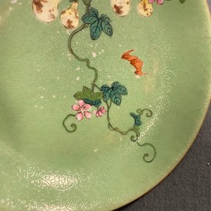 A pair of Chinese famille rose lime green-ground sgraffiato saucer dishes, Qianlong mark and of the period — photo 8