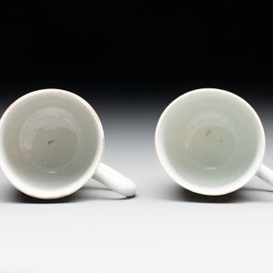 A pair of Chinese famille rose 'Luohan' cups, Qianlong — foto 5