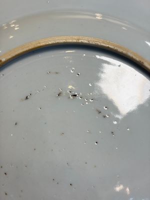 A pair of Chinese famille rose 'Magu' plates, Yongzheng/Qianlong — 照片 20