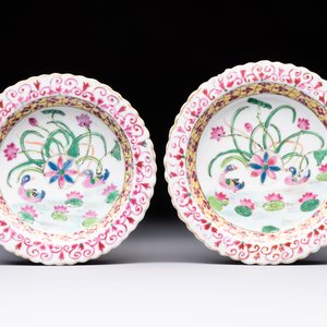A pair of Chinese famille rose 'mandarin ducks in a lotus pond' Bencharong  tazzas for the Thai market, 19th C. — 照片 7