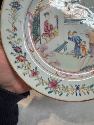 A pair of Chinese famille rose 'mandarin subject' plates, Qianlong — 照片 8