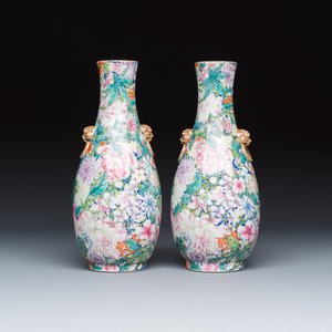 A pair of Chinese famille rose 'Millefleurs' vases with lion-head handles — photo 2