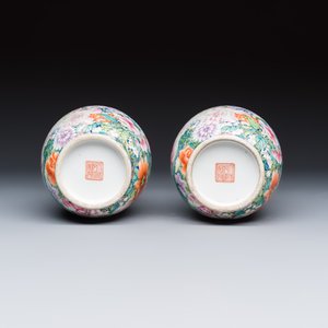 A pair of Chinese famille rose 'Millefleurs' vases with lion-head handles — photo 7