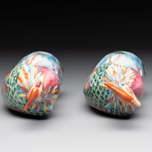 * A pair of Chinese famille rose models of pheasants, 18/19th C. — foto 6