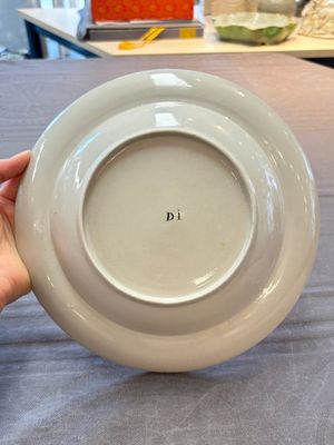 A pair of Chinese famille rose monogrammed plates, Daoguang — photo 14