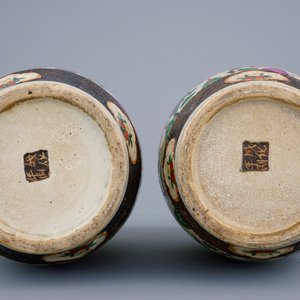 A pair of Chinese famille rose Nanking crackle glaze vases, 19th C. — 照片 6