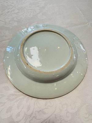A pair of Chinese famille rose 'Peacock and Flowers' plates, Yongzheng — foto 19