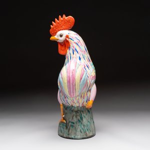 A pair of Chinese famille rose phoenixes and a rooster, Jingdezhen mark, 20th C. — photo 9