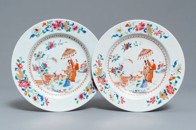 A pair of Chinese famille rose plates after Cornelis Pronk: 'Dames au parasol', Qianlong