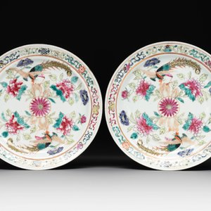 A pair of Chinese famille rose plates and a saucer for the Straits or Peranakan market, 19th C. — photo 2