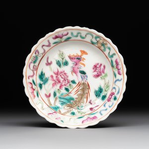A pair of Chinese famille rose plates and a saucer for the Straits or Peranakan market, 19th C. — photo 4