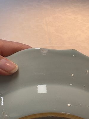 A pair of Chinese famille rose plates and one dish with birds and floral design, Qianlong — photo 16