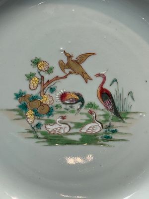 A pair of Chinese famille rose plates and one dish with birds and floral design, Qianlong — photo 18