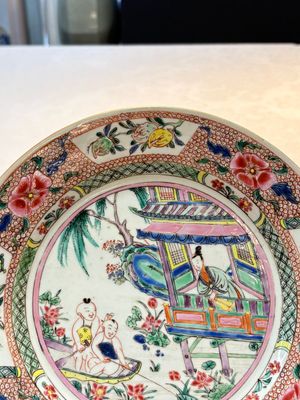 A pair of Chinese famille rose plates with a lady and boys in a boat, Yongzheng/Qianlong — photo 10
