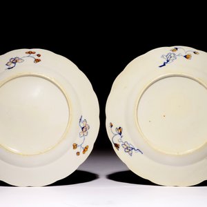 A pair of Chinese famille rose “pseudo tobacco leaf” plates, Qianlong — photo 2
