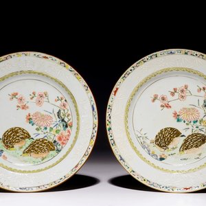 A pair of Chinese famille rose quail plates, Yongzheng — 照片 1