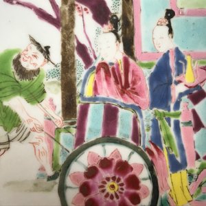 A pair of Chinese famille rose 'Romance of the Western chamber' basins, Yongzheng — 照片 9