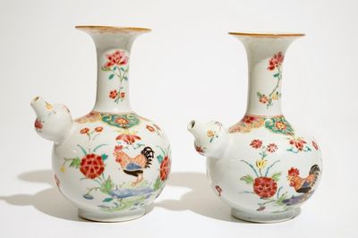 A pair of Chinese famille rose "rooster" kendis, Qianlong