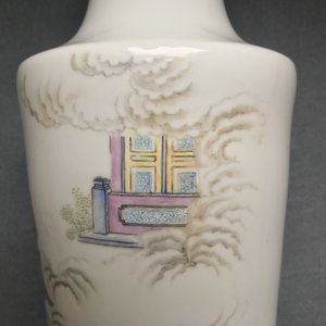 A pair of Chinese famille rose rouleau vases, four-character mark, 20th C. — 照片 21