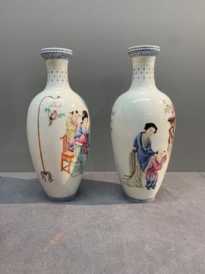 A pair of Chinese famille rose semi-eggshell 'ladies and boys' vases, Hongxian mark, 20th C. — photo 4
