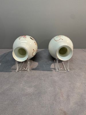 A pair of Chinese famille rose semi-eggshell 'ladies and boys' vases, Hongxian mark, 20th C. — photo 5