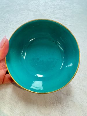 A pair of Chinese famille rose sgraffiato-ground 'Zhang Guolao' bowls, Daoguang mark and of the period — foto 19