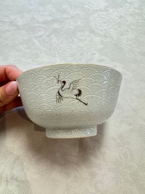 A pair of Chinese famille rose sgraffiato-ground 'Zhang Guolao' bowls, Daoguang mark and of the period — foto 3