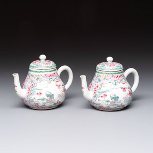 A pair of Chinese famille rose teapots and covers, Yongzheng — 照片 1
