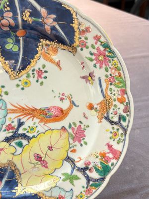 A pair of Chinese famille rose 'tobacco leaf' dishes, Qianlong — foto 5