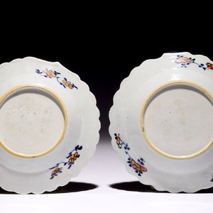A pair of Chinese famille rose tobacco leaf plates, Qianlong — photo 2