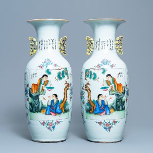 A pair of Chinese famille rose two-sided design vases, 19/20th C. — 照片 3