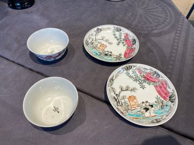 A pair of Chinese famille rose 'Valentine's doves' cups and saucers, Qianlong — 照片 7