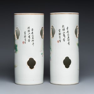 A pair of Chinese famille rose vases and a pair of openworked qianjiang cai hat stands — foto 4
