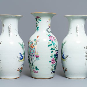 A pair of Chinese famille rose vases and one with antiquities design, 19/20th C. — photo 4