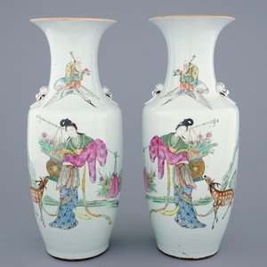 A pair of Chinese famille rose vases depicting Lan Tsai Ho, 19/20th C. — photo 1