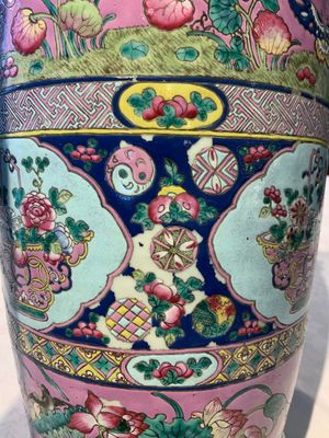 A pair of Chinese famille rose vases for the Straits or Peranakan market, 19th C. — foto 19