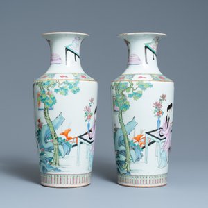 A pair of Chinese famille rose vases, Republic — photo 3