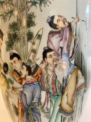 A pair of Chinese famille rose vases, signed Yu Yongfeng 余永豐, dated 1922 — photo 5