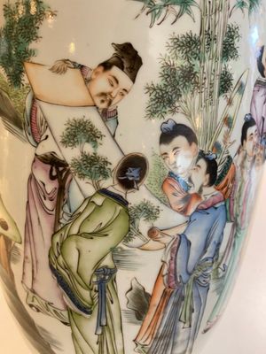 A pair of Chinese famille rose vases, signed Yu Yongfeng 余永豐, dated 1922 — photo 6